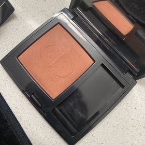 Dior rouge blush in 459 Charnelle